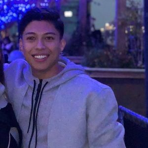 Meet your Posher, Luis